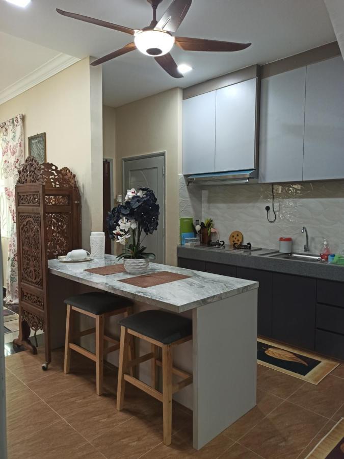 Darney'S Homestay Kg Bangau Tanjung 테메로 외부 사진