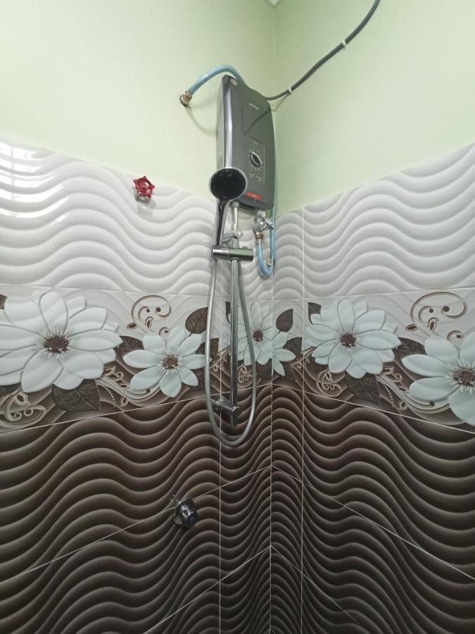 Darney'S Homestay Kg Bangau Tanjung 테메로 외부 사진